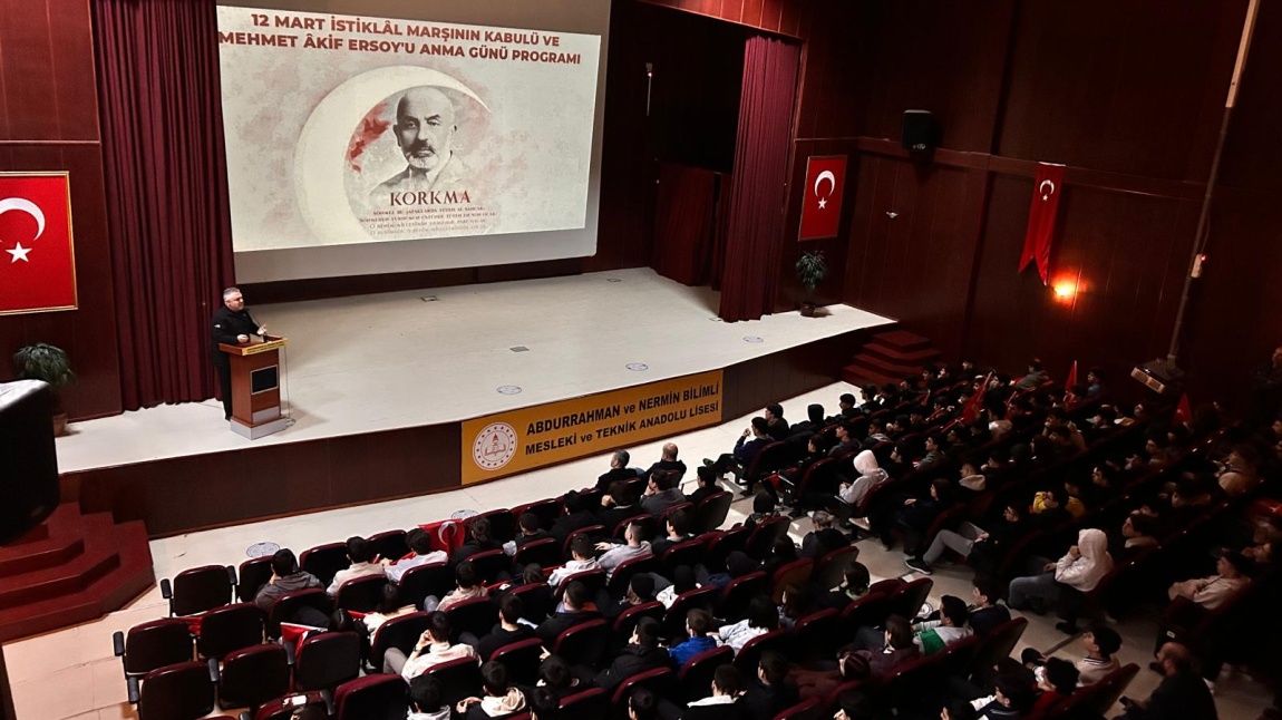 Okulumuzda 12 Mart İstiklal Marşı'nın Kabulü ve Mehmet Akif Ersoy'u Anma Töreni Düzenledik